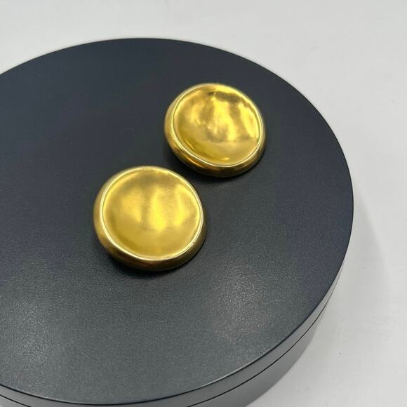 Robert Lee Morris Designer Signed Vintage Gold Tone Round Dome Clip-On Earrings - Picture 11 of 15
